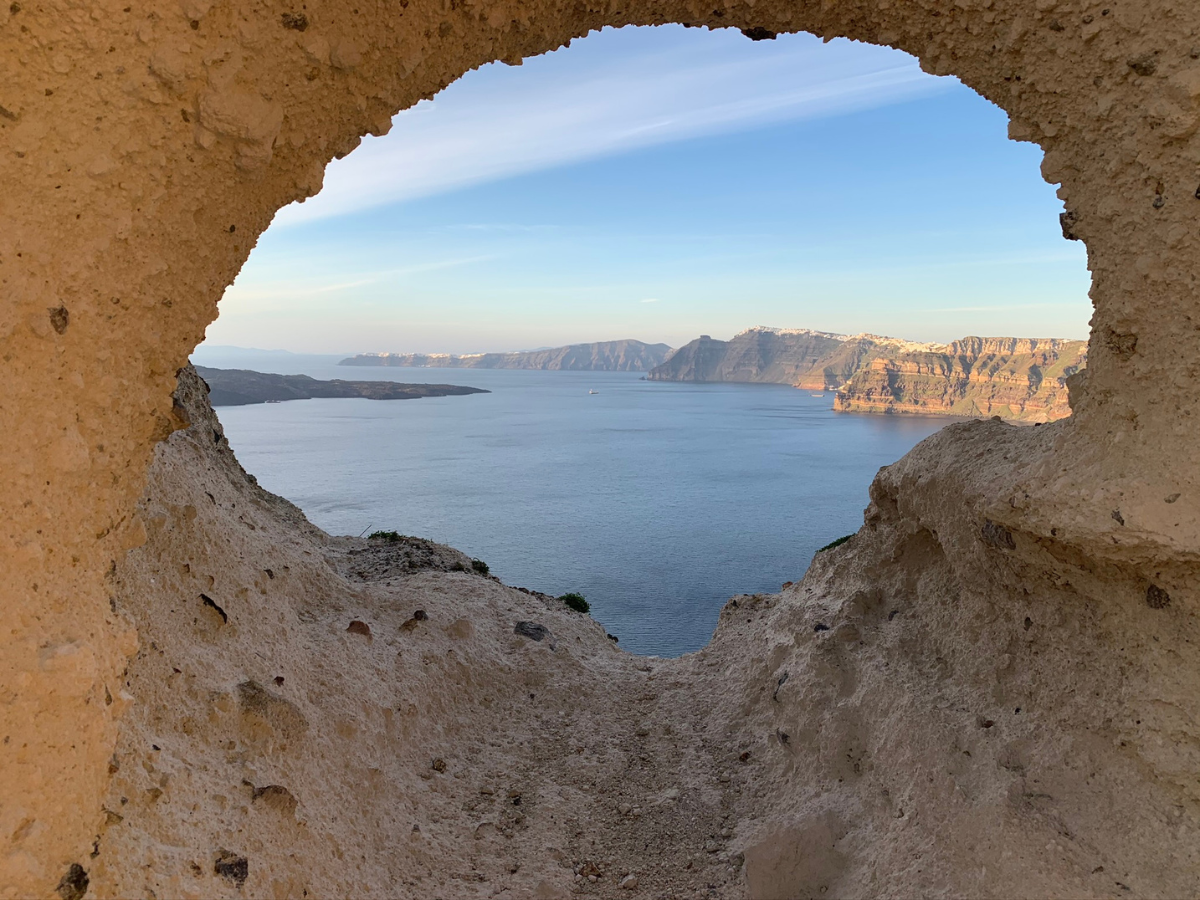 Small Group Sightseeing Tour: All Santorini’s Treasures